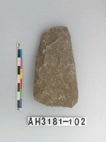 藏品(打製石斧)的圖片